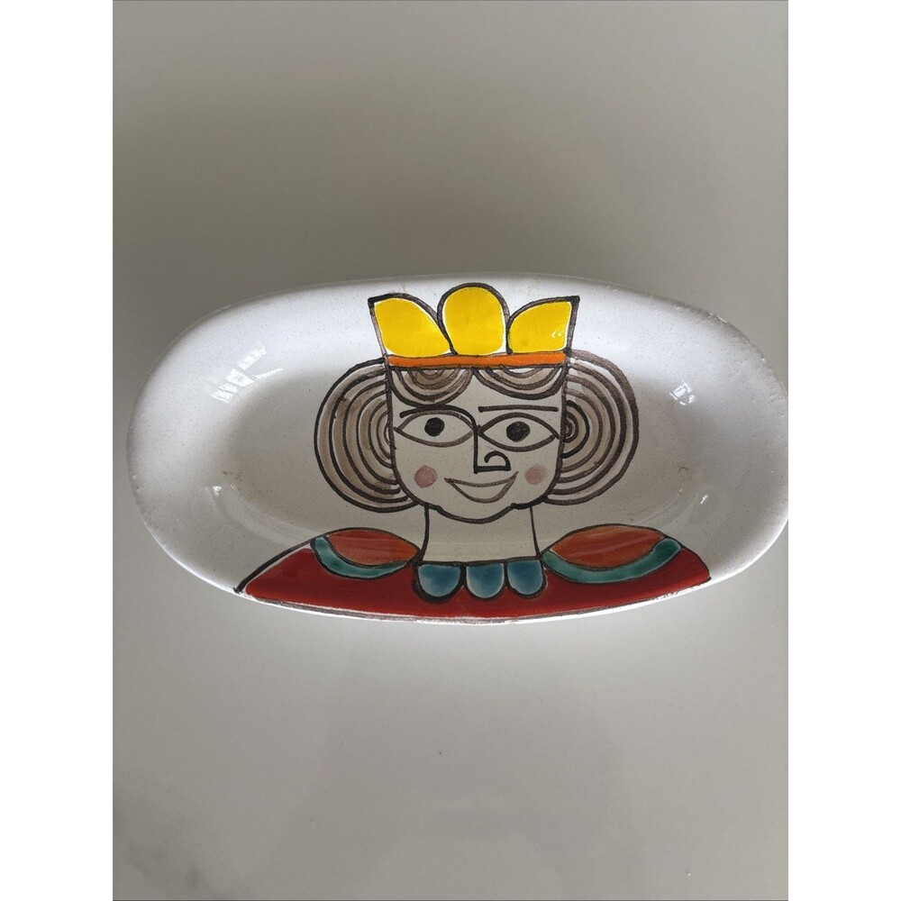 DeSimone Italian Pottery Small Oval Dish 298/16n  Queen Small  Chip On The Back